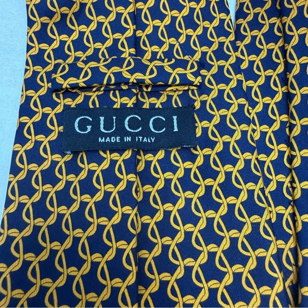 Gucci Vintage Chain Link Neck Tie